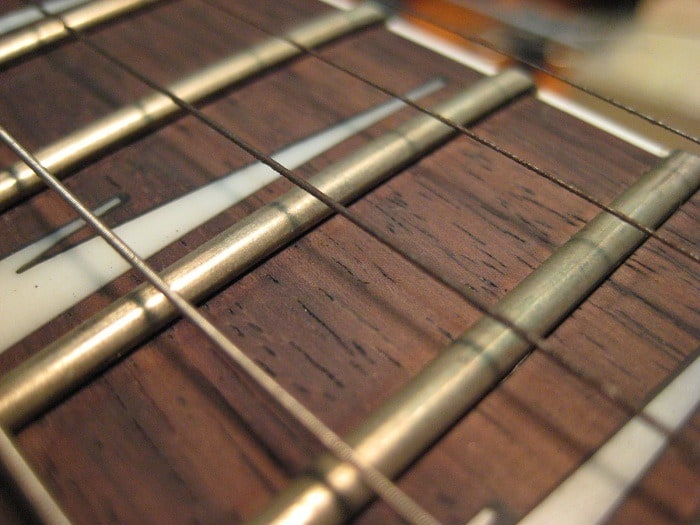 How to Polish Guitar Frets  Three Easy Steps To Fix Rusty Frets