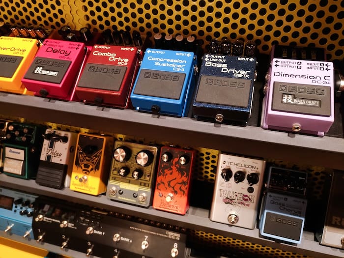 HOW TO CHOOSE THE RIGHT REVERB PEDAL